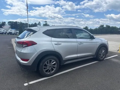 More photos of 2018 Hyundai Tucson SEL at Lia Honda of Kingston, NY