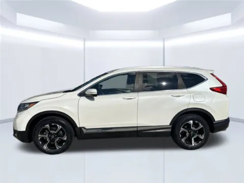 More photos of 2018 Honda CR-V Touring at Lia Honda of Kingston, NY