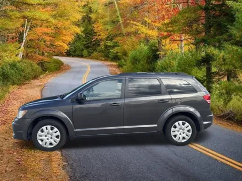 More photos of 2017 Dodge Journey SE at Lia Honda of Kingston, NY