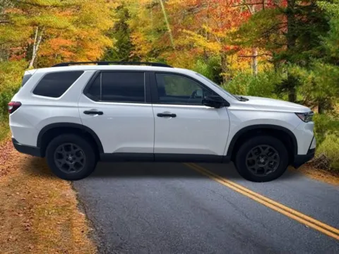 More photos of 2024 Honda Pilot TrailSport at Lia Honda of Kingston, NY