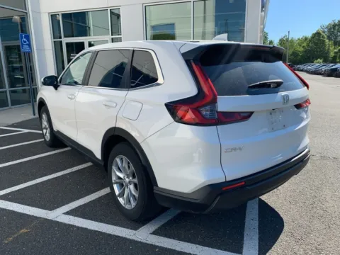 More photos of 2024 Honda CR-V EX at Lia Honda Northampton, MA