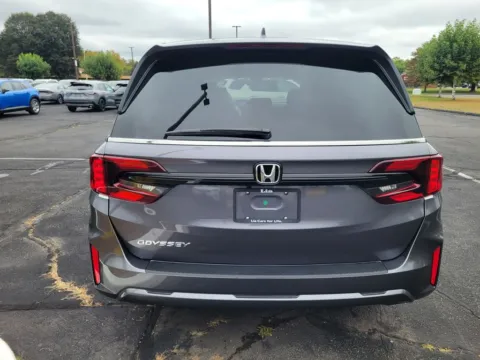 More photos of 2026 Honda Odyssey EX-L at Lia Honda Northampton, MA