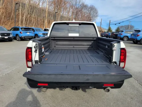 More photos of 2026 Honda Ridgeline RTL at Lia Honda Northampton, MA
