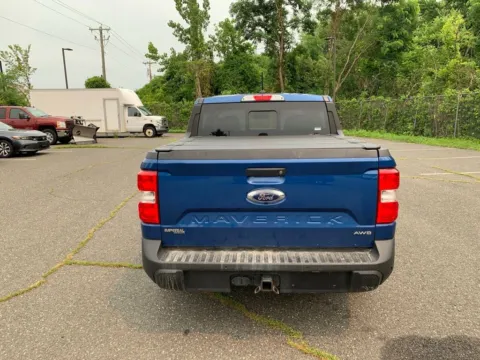 More photos of 2024 Ford Maverick Lariat at Lia Honda Northampton, MA