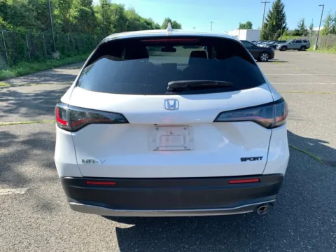 More photos of 2024 Honda HR-V Sport at Lia Honda Northampton, MA