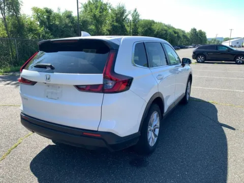 More photos of 2023 Honda CR-V EX-L at Lia Honda Northampton, MA