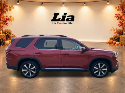 Photos of 2023 Honda Pilot Touring for sale in Northampton, MA at Lia Honda Northampton