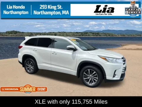 White 2018 Toyota Highlander XLE for sale in Northampton, MA