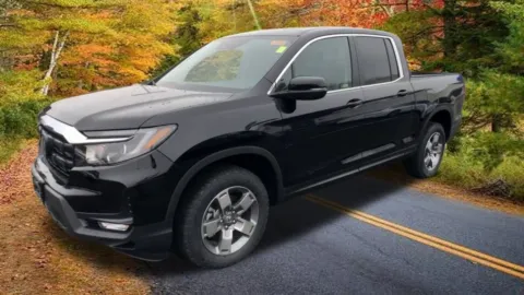 More photos of 2026 Honda Ridgeline RTL at Lia Honda Northampton, MA