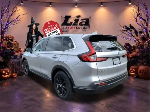 More photos of 2024 Honda CR-V EX at Lia Honda Northampton, MA