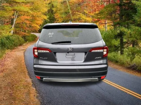 More photos of 2022 Honda Pilot EX-L at Lia Honda Northampton, MA