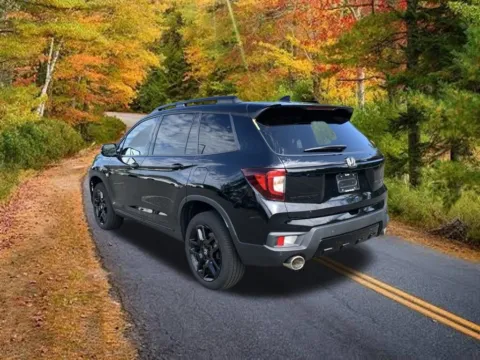 More photos of 2024 Honda Passport Black Edition at Lia Honda Northampton, MA