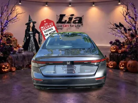 More photos of 2023 Honda Accord Hybrid Touring at Lia Honda Northampton, MA
