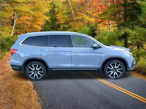Photos of 2022 Honda Pilot Elite for sale in Northampton, MA at Lia Honda Northampton
