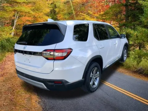 Another view of 2023 Honda Pilot EX-L for sale in Northampton, MA at Lia Honda Northampton