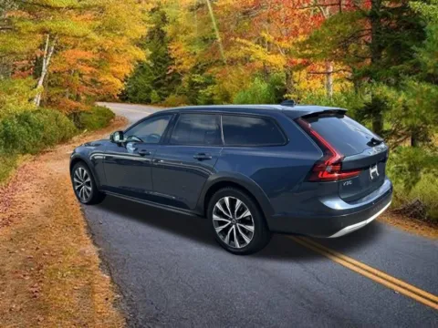 More photos of 2024 Volvo V90 Cross Country B6 at Lia Honda Northampton, MA