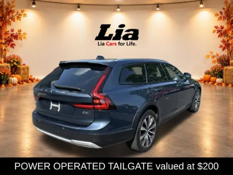 Another view of 2024 Volvo V90 Cross Country B6 for sale in Northampton, MA at Lia Honda Northampton