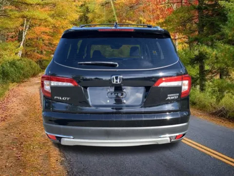 More photos of 2021 Honda Pilot Touring at Lia Honda Northampton, MA