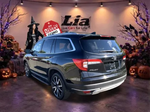 More photos of 2021 Honda Pilot Touring at Lia Honda Northampton, MA