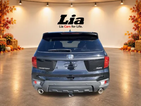 More photos of 2023 Honda Passport EX-L at Lia Honda Northampton, MA