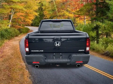 More photos of 2023 Honda Ridgeline RTL-E at Lia Honda Northampton, MA