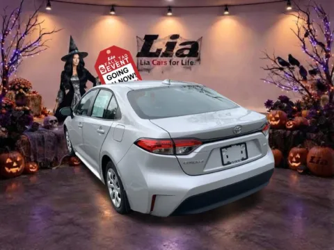 More photos of 2024 Toyota Corolla LE at Lia Honda Northampton, MA