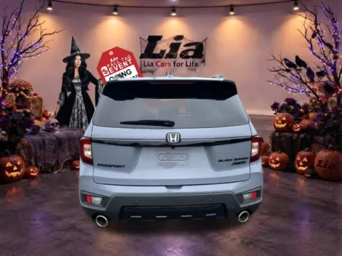 More photos of 2024 Honda Passport Black Edition at Lia Honda Northampton, MA