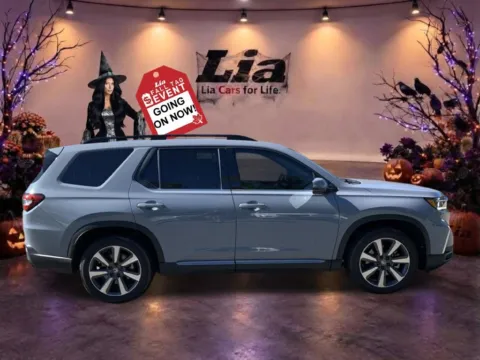 Photos of 2025 Honda Pilot Touring for sale in Northampton, MA at Lia Honda Northampton