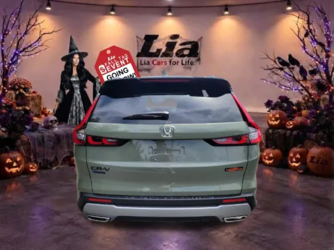 More photos of 2027 Honda CR-V Hybrid TrailSport at Lia Honda Northampton, MA