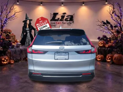 More photos of 2027 Honda CR-V EX at Lia Honda Northampton, MA