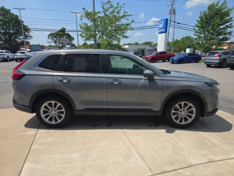 Photos of 2024 Honda CR-V EX for sale in Buffalo, NY at Lia Honda Williamsville