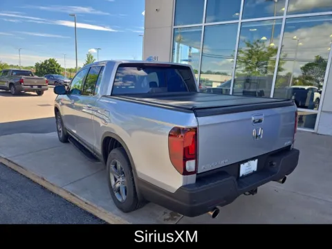 More photos of 2023 Honda Ridgeline RTL-E at Lia Honda Williamsville, NY
