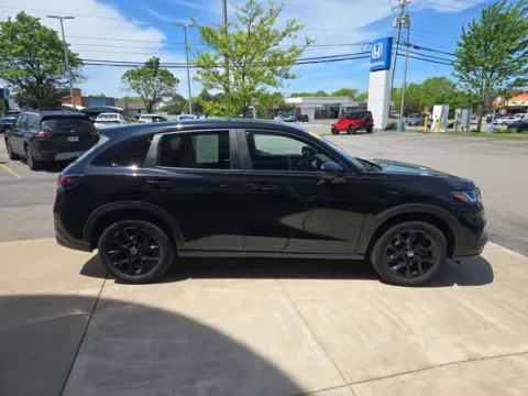 Photos of 2024 Honda HR-V Sport for sale in Buffalo, NY at Lia Honda Williamsville