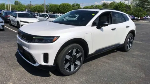 More photos of 2026 Honda Prologue Elite at Lia Honda Williamsville, NY