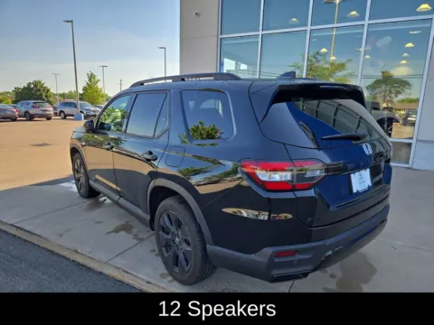 More photos of 2026 Honda Pilot Black Edition at Lia Honda Williamsville, NY