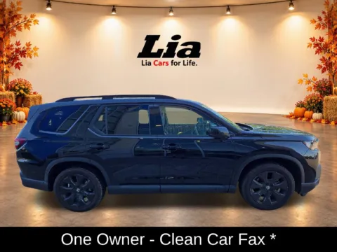 Photos of 2026 Honda Pilot Black Edition for sale in Buffalo, NY at Lia Honda Williamsville
