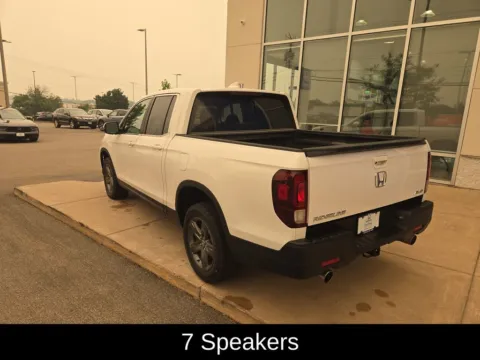 More photos of 2023 Honda Ridgeline RTL at Lia Honda Williamsville, NY