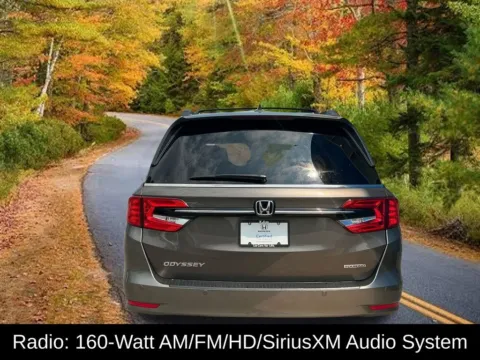 More photos of 2022 Honda Odyssey Touring at Lia Honda Williamsville, NY