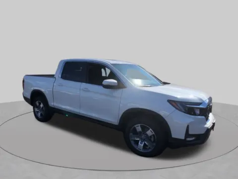 Photos of 2026 Honda Ridgeline RTL for sale in Buffalo, NY at Lia Honda Williamsville