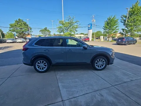 Photos of 2024 Honda CR-V EX for sale in Buffalo, NY at Lia Honda Williamsville