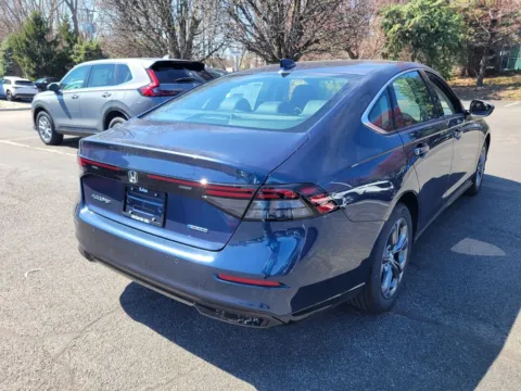 Another view of 2026 Honda Accord Hybrid EX-L for sale in Buffalo, NY at Lia Honda Williamsville