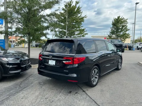 Another view of 2022 Honda Odyssey Touring for sale in Buffalo, NY at Lia Honda Williamsville