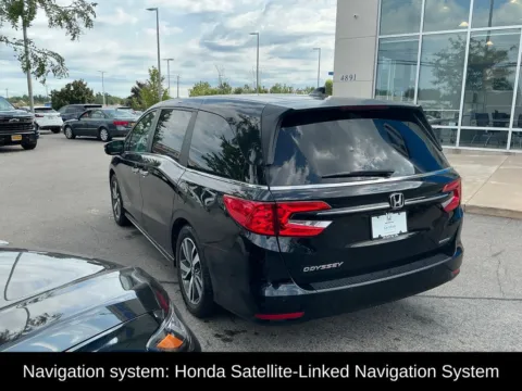 More photos of 2022 Honda Odyssey Touring at Lia Honda Williamsville, NY