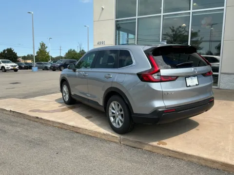 More photos of 2024 Honda CR-V EX-L at Lia Honda Williamsville, NY