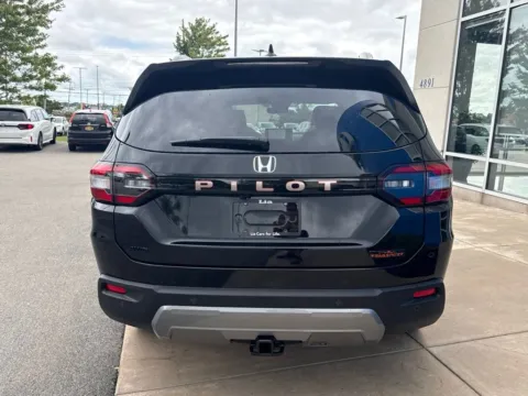 More photos of 2026 Honda Pilot TrailSport at Lia Honda Williamsville, NY