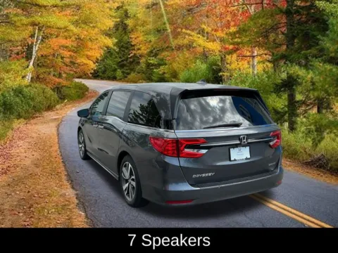More photos of 2023 Honda Odyssey Touring at Lia Honda Williamsville, NY