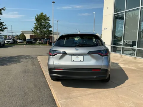 More photos of 2024 Honda HR-V LX at Lia Honda Williamsville, NY