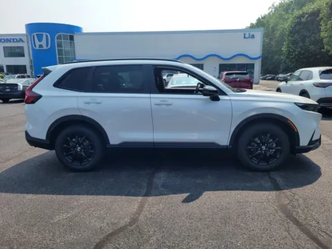 Photos of 2026 Honda CR-V Hybrid Sport-L for sale in Buffalo, NY at Lia Honda Williamsville
