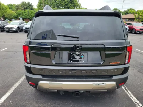 More photos of 2026 Honda Passport TrailSport Elite Blackout at Lia Honda Williamsville, NY