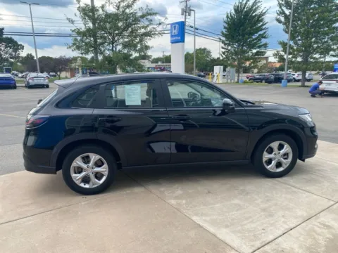 Photos of 2024 Honda HR-V LX for sale in Buffalo, NY at Lia Honda Williamsville